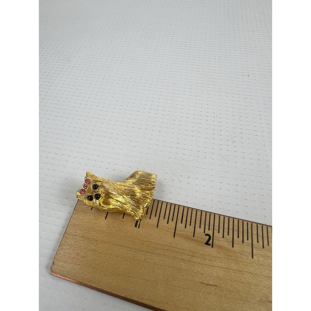 Joan Rivers Dog Brooch Vintage Gold Tone Yorkshire Terrier Yorkie Dog Signed Pin - Picture 5 of 6